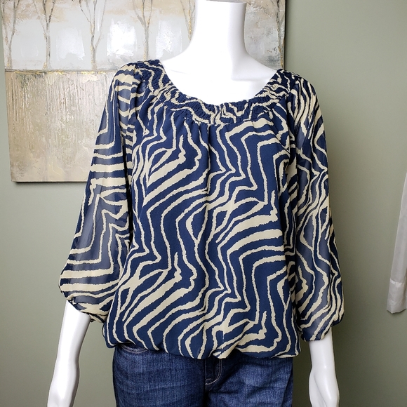 Larry Levine Tops - Zebra Print Blouse